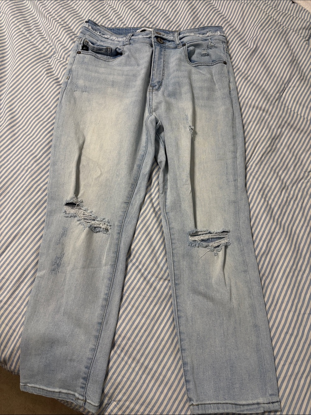 KanCan Light Blue Distressed Cropped Jeans